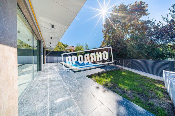 Мацеста дом с видом на зелёные шапки гор №7