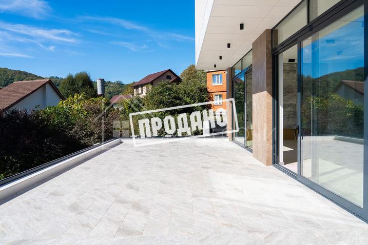 Мацеста дом с видом на зелёные шапки гор №30