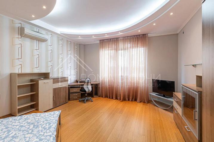 Вилла в центре Сочи №18