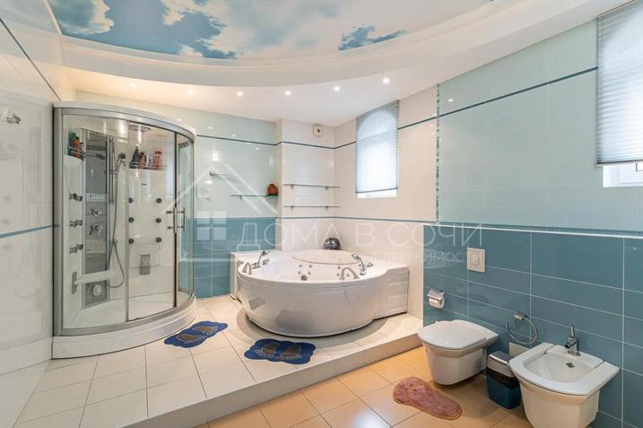 Вилла в центре Сочи №13