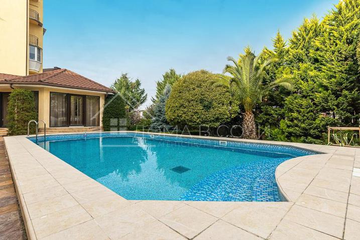 Вилла в центре Сочи №2