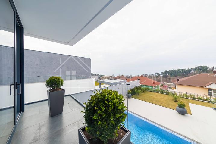 Вилла в КП "Ручей видный" №20