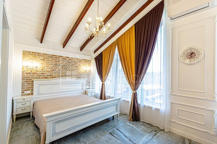 Pоcкoшный дoм в КП "Лесная сказка" №76