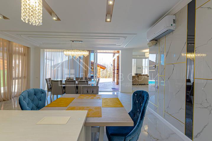 Pоcкoшный дoм в КП "Лесная сказка" №31