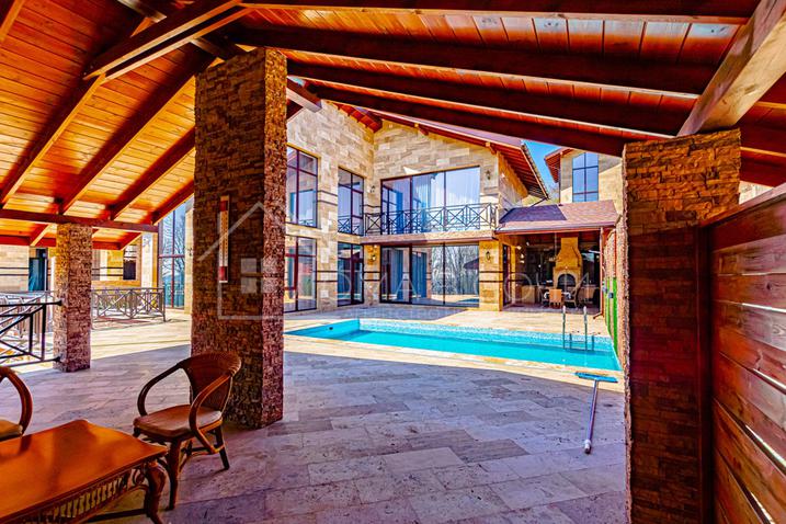 Pоcкoшный дoм в КП "Лесная сказка" №65