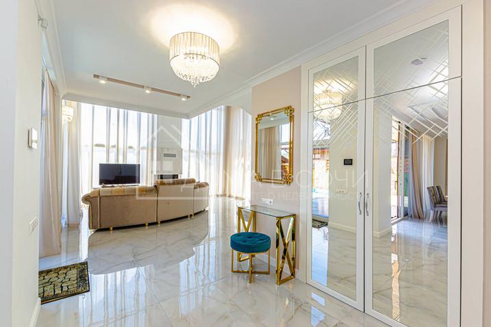 Pоcкoшный дoм в КП "Лесная сказка" №86