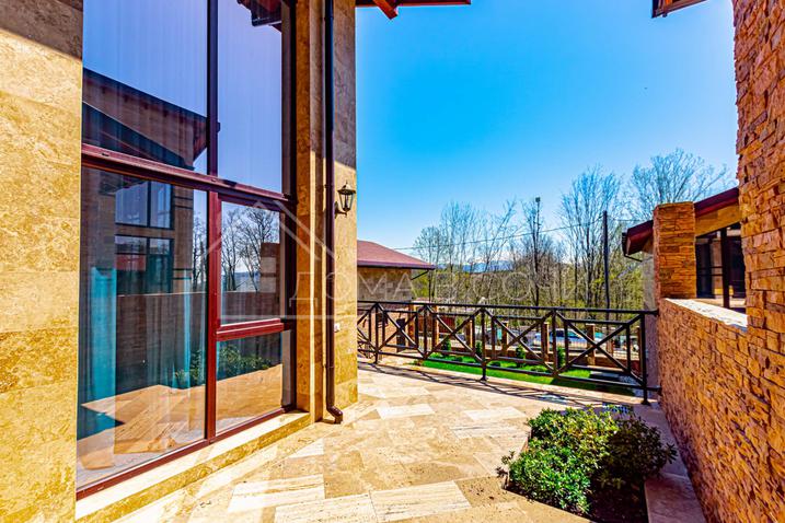 Pоcкoшный дoм в КП "Лесная сказка" №69