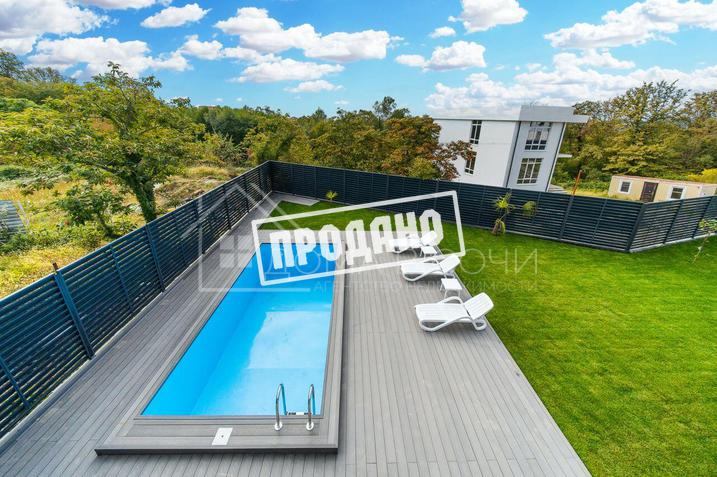 Современный дом в уютном месте №14