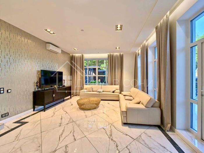 Современное шале на Холодном поле №13