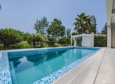 Вилла Королевский парк №3