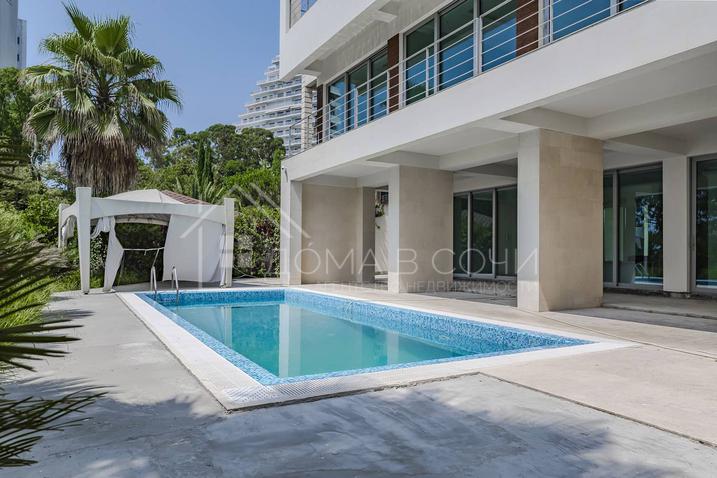 Вилла Королевский парк №1