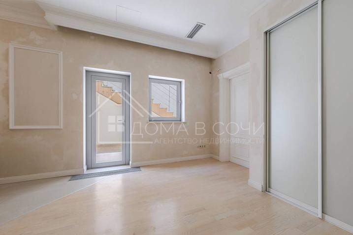 Вилла Королевский парк №27