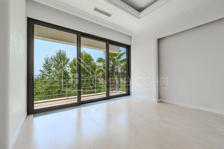 Вилла Королевский парк №38