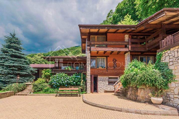 Вилла - шале на Красной Поляне №1
