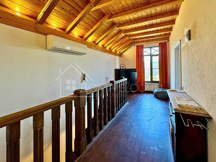 Шале с видом на горы №14