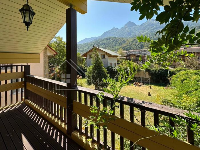 Шале на большом участке №27