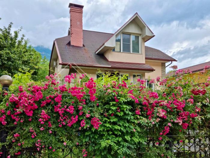 Шале на большом участке №4