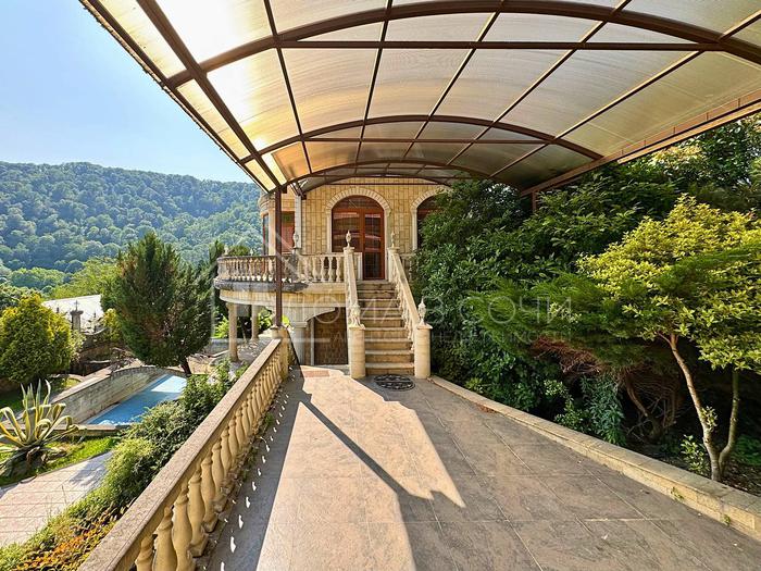 Особняк на большом участке №37