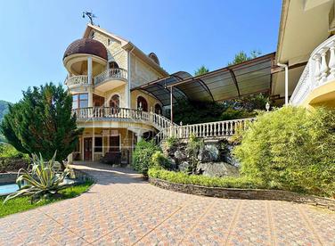 Особняк на большом участке №2