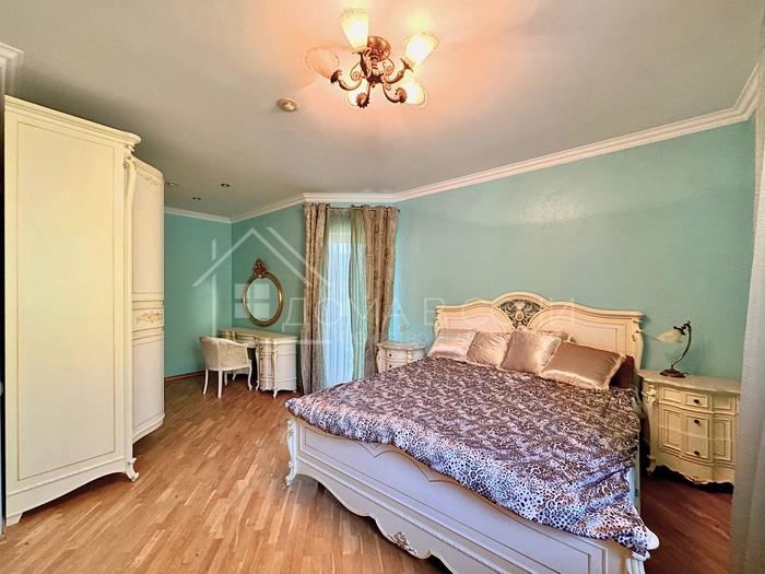 Особняк на большом участке №20