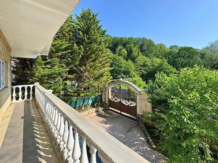 Особняк на большом участке №38