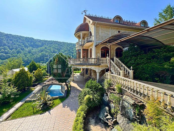 Особняк на большом участке №36