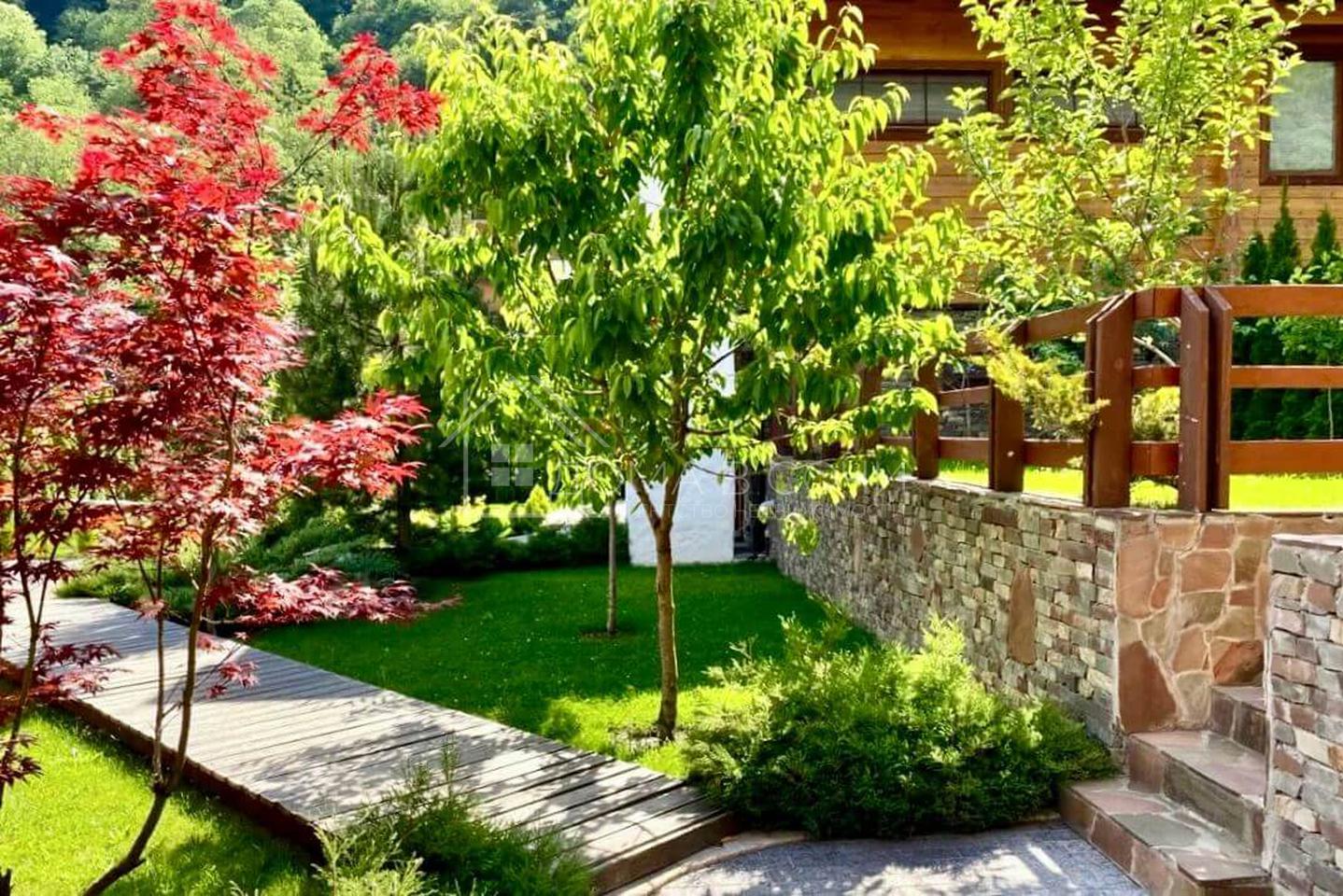 Комплекс из 3-х домов в стиле шале №84