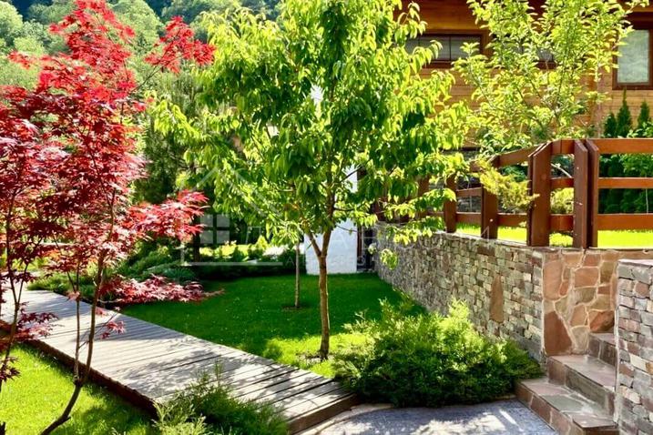 Комплекс из 3-х домов в стиле шале №84