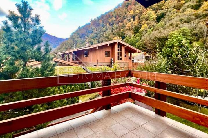 Комплекс из 3-х домов в стиле шале №5