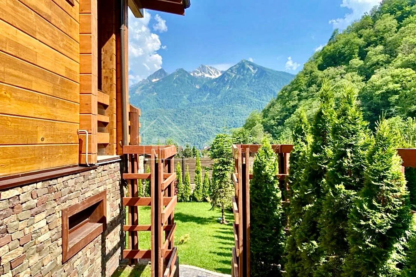 Комплекс из 3-х домов в стиле шале №79