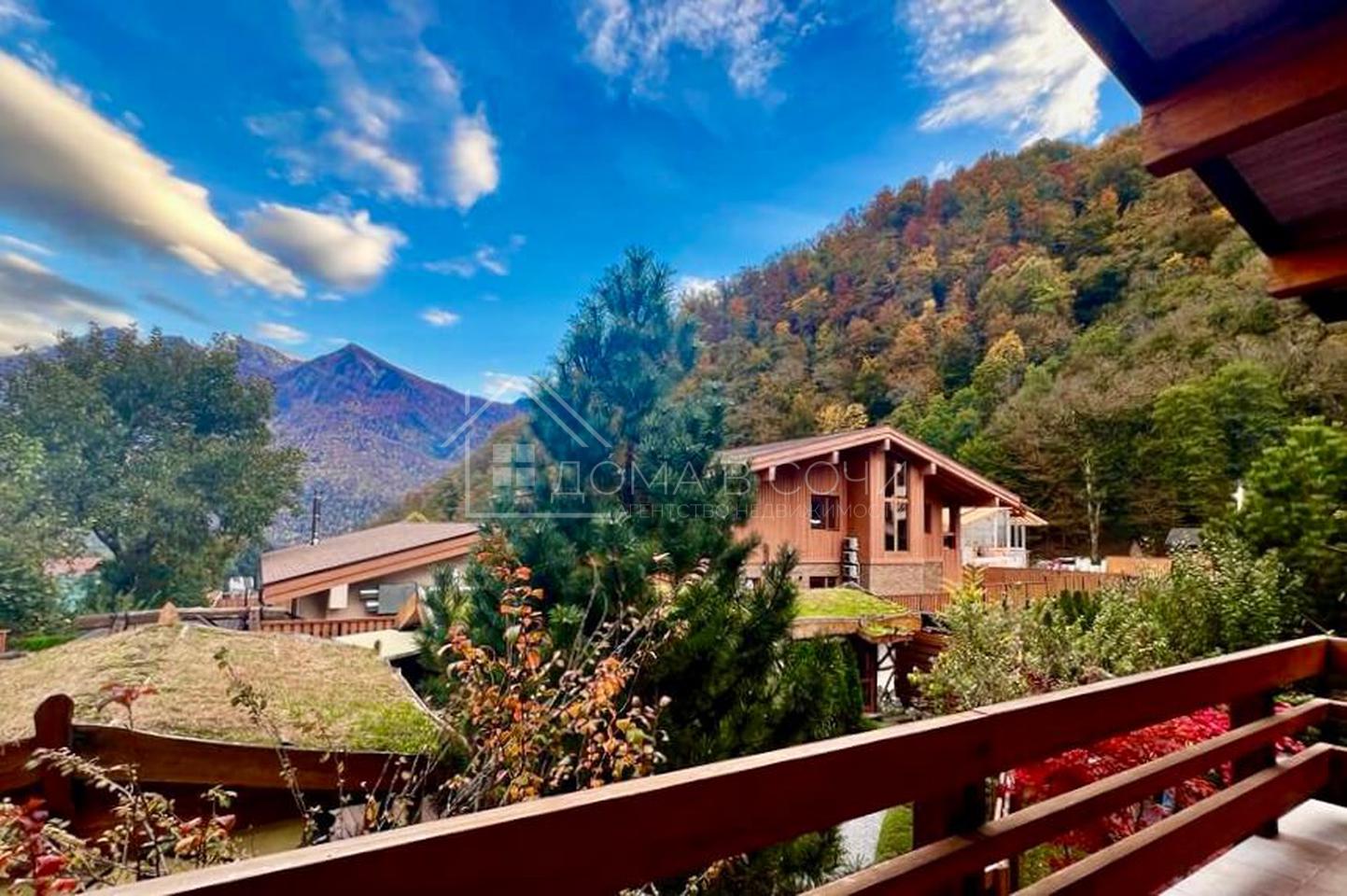 Комплекс из 3-х домов в стиле шале №26