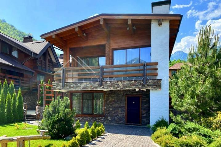 Комплекс из 3-х домов в стиле шале №4