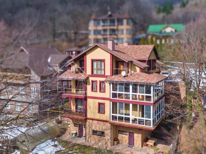 Шале в поселке Красная Поляна №1