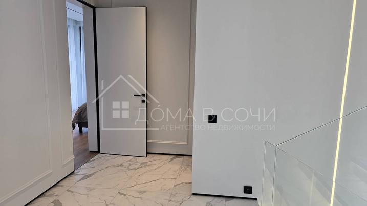 Дом 250 м² на участке 6 соток №11