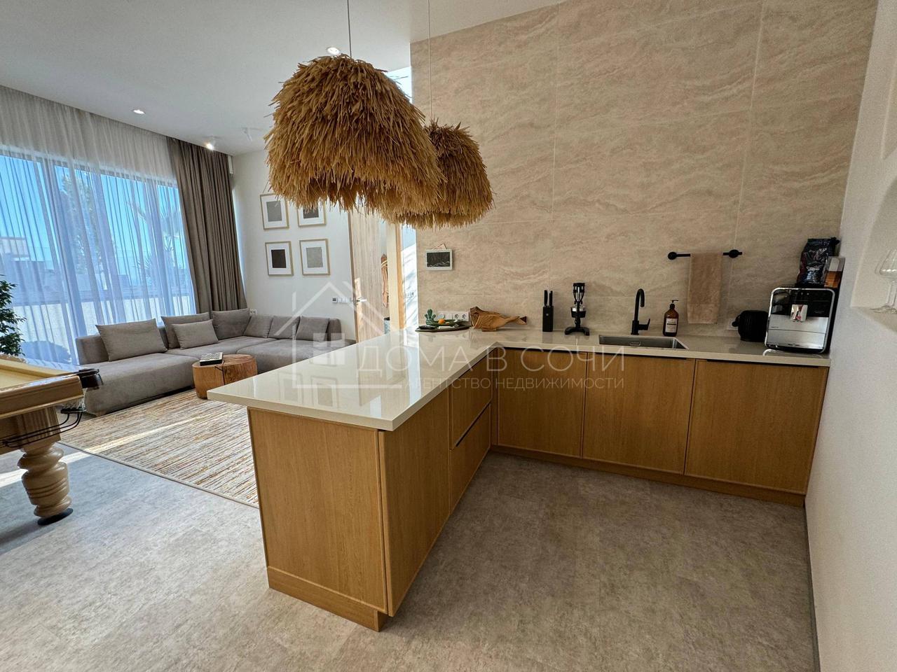 Дом с бассейном, СПА-комплексом и видом на море №17