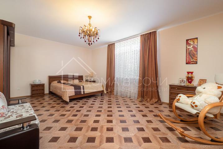 Домовладение из кирпича на ул. Измайловской №17