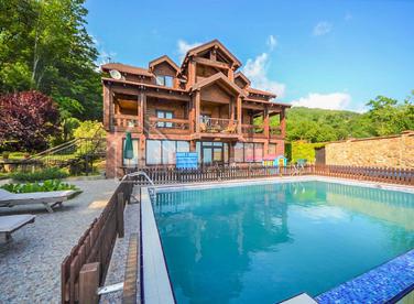 Вилла сруб на большом участке №1