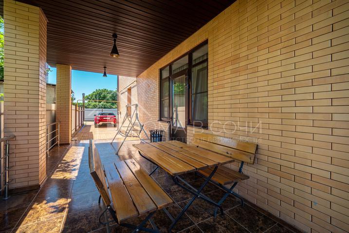 Домовладение из кирпича на ул. Измайловской №5