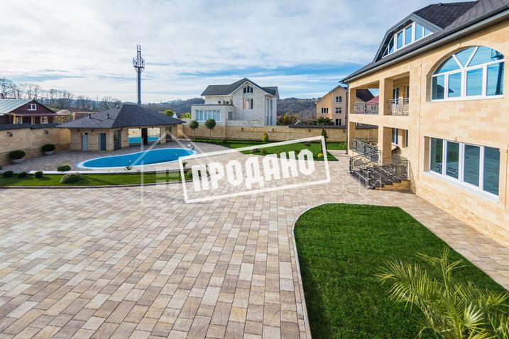Домовладение с бассейном №41