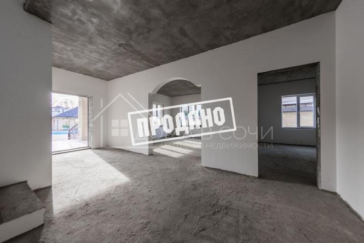 Домовладение с бассейном №26