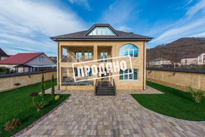 Домовладение с бассейном №5