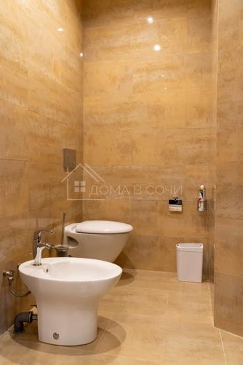 Дизайнерский особняк в горах Хосты №34