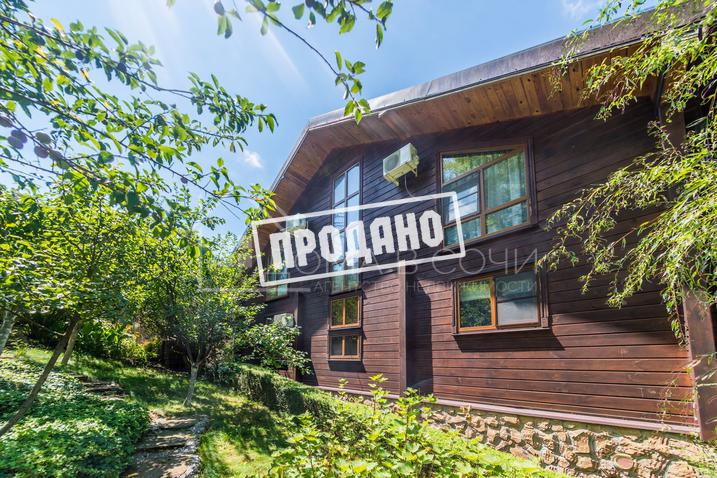 Дом в лесу №1