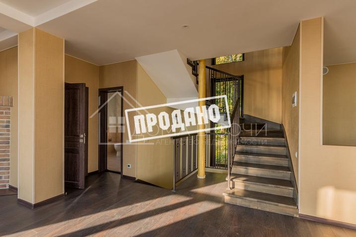 Белоснежный коттедж с видом на море №5