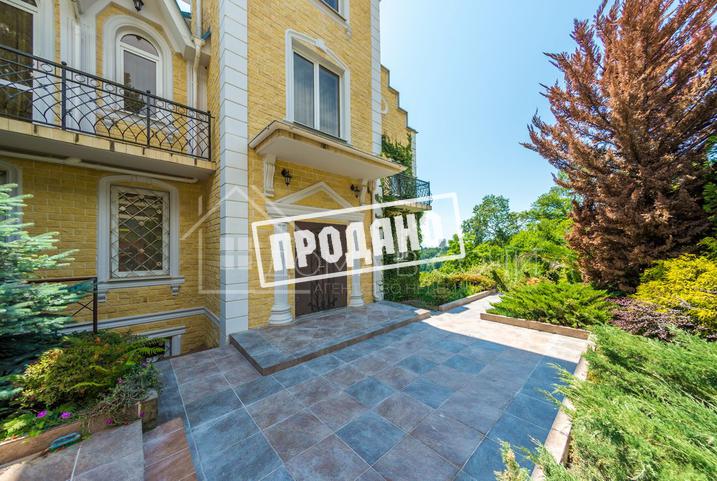 Коттедж в европейском стиле с видом на море №30