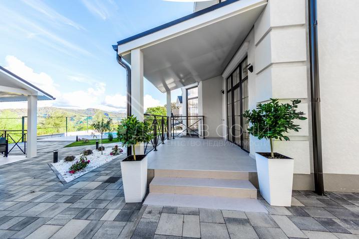 Дом в коттеджном поселке с видом на горы №19