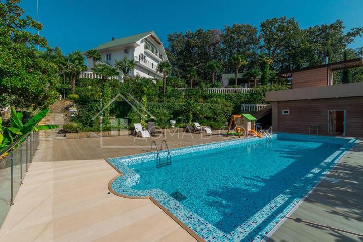 Вилла на 25 сотках с 12 метровым бассейном №4