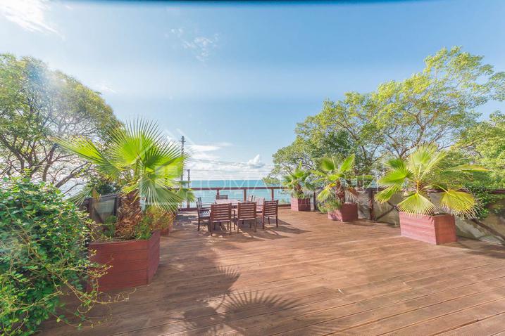 Вилла у моря напротив Парусного центра №26