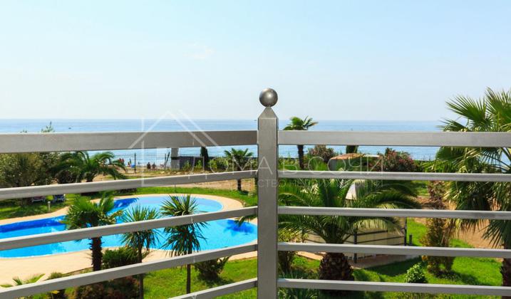 Современная европейская вилла у моря №15