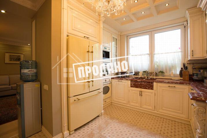 Особняк в элитном поселке Орхидея парк №19